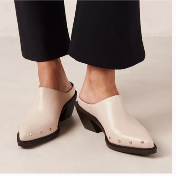 NEW ALOHAS Lorenzo Leather Cream Mules 37 6 - Picture 1 of 12
